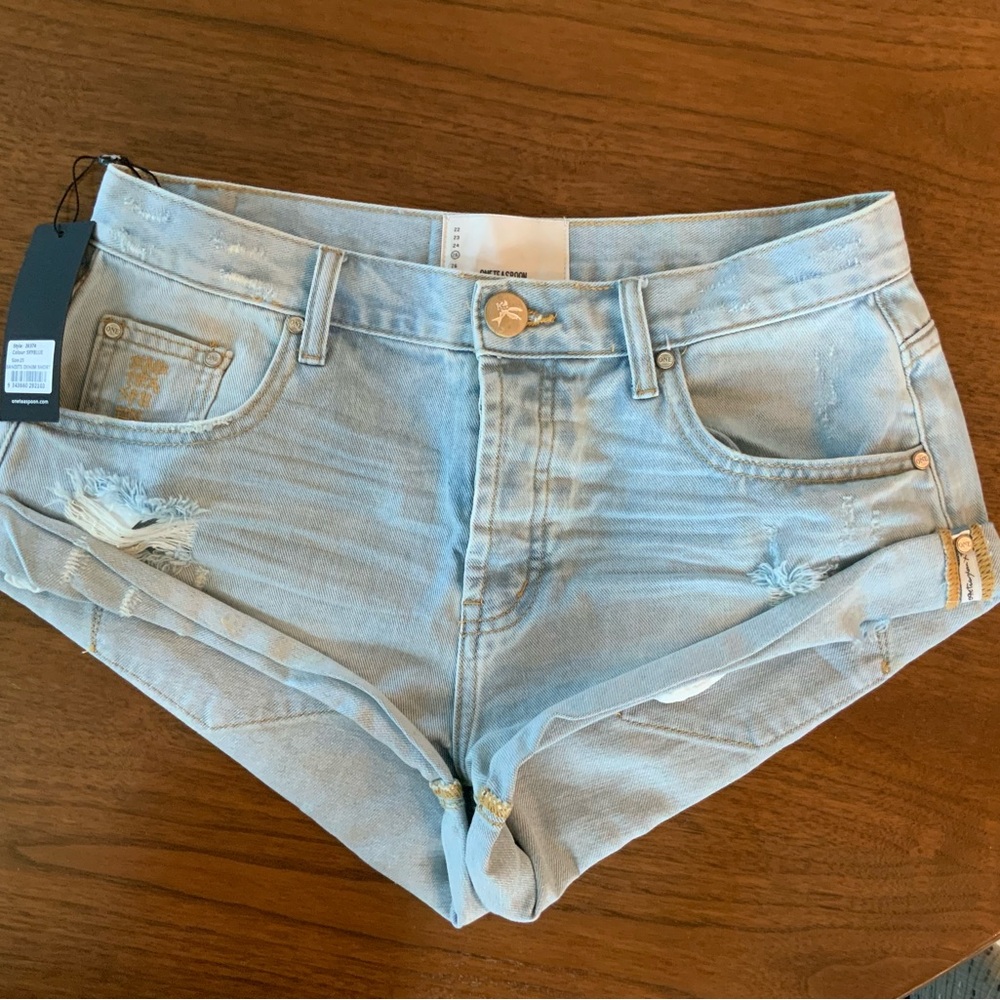 One Teaspoon Denim Shorts NWT size 25